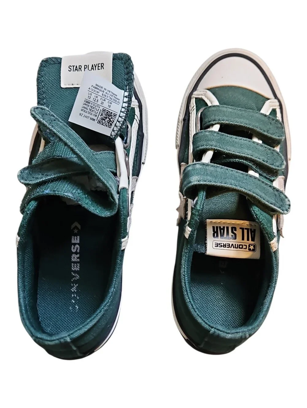 Converse Star Player 76 Easy-on Luxe Low Top Sneakers Shoes. Kids 13